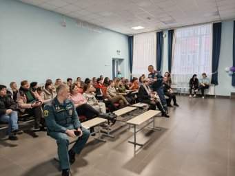 Профилактический инструктаж с родителями в В.Любажской школе Фатежского района