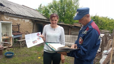 ​Профилактика пожаров в Золотухинском районе продолжается