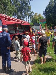 ​Суджанские огнеборцы-спасатели встретились с детьми