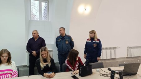 ​Дмитриевским студентам о безопасности