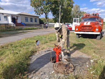 ​Огнеборцы ПЧ Советского района на проверке противопожарного водоснабжения