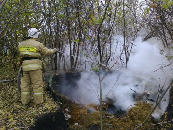 Огнеборцы Курского района на ликвидации горения Огнеборцы Курского района на ликвидации горения