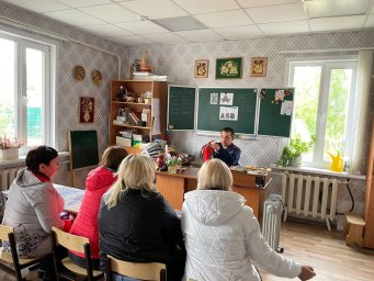 ​Инструктаж с работниками МБОУ ДО &laquo;Поныровский Дом пионеров и школьников&raquo;