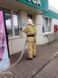 Пристенские огнеборцы-спасатели на учениях