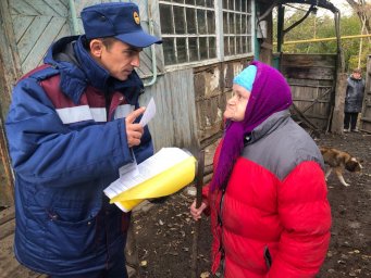 Совместный профилактический рейд в фатежском селе Малое Анненково Совместный профилактический рейд в фатежском селе Малое Анненково