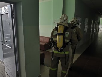 ​Пожарно-тактические занятия на территории Медвенской СОШ