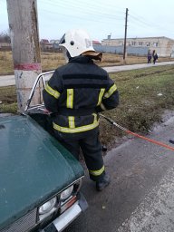 ​Огнеборцы ПЧ Октябрьского района на ликвидации последствий двух ДТП