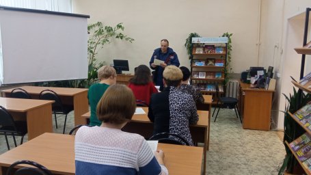 ​Профилактика пожаров в Золотухинском районе: обучение безопасности для работников