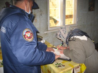​Проверка исправности печного отопления в Обоянском районе