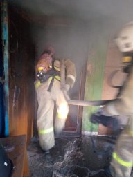 ​Хомутовские огнеборцы потушили пожар на улице Центральная