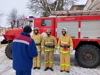 Пожарно-тактические занятия в Рыльском районе Пожарно-тактические занятия в Рыльском районе