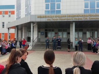 ​Учебная эвакуация в МОКУ &laquo;Медвенская СОШ&raquo;