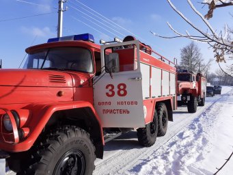 ​Огнеборцы Пристенского района ликвидировали загорание чердака