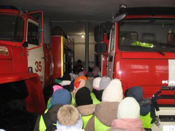 ​Экскурсия в пожарную часть Обоянского района: обучение школьников правилам пожарной безопасности