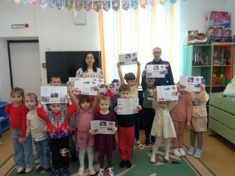 ​В детсадах Золотухинского района проходят уроки безопасности в рамках акции &laquo;Детство без пожаров"