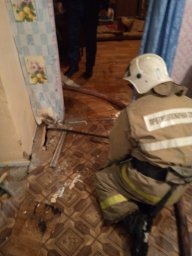 Горшеченские огнеборцы тушили пол