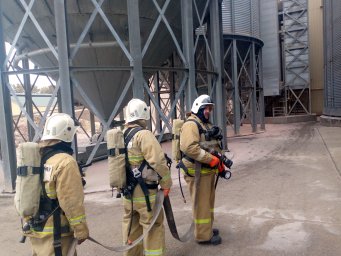 На территории Конышевского пожарного гарнизона прошли пожарно-тактические учения На территории Конышевского пожарного гарнизона прошли пожарно-тактические учения